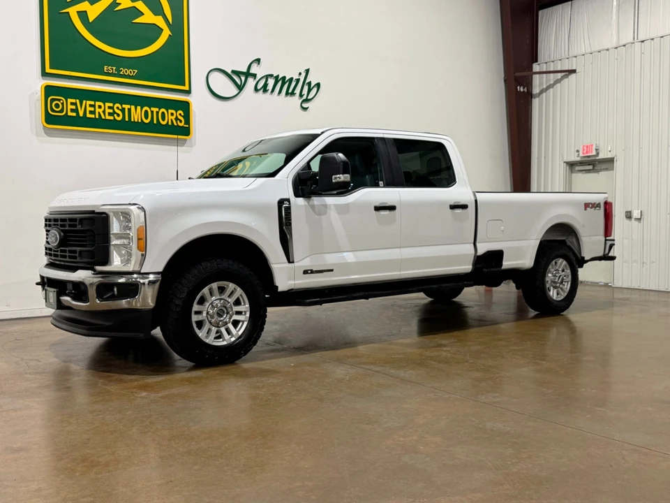 2023 Ford Super Duty 5th Gen - Image 3 of 12