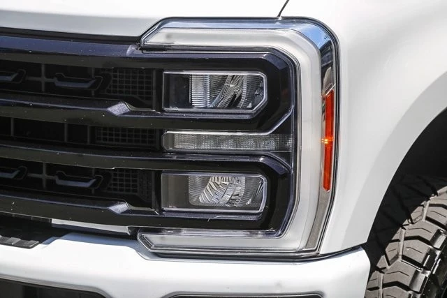 2023 Ford Super Duty 5th Gen - Image 7 of 31