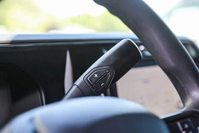 2023 Ford Super Duty 5th Gen - Image 17 of 31