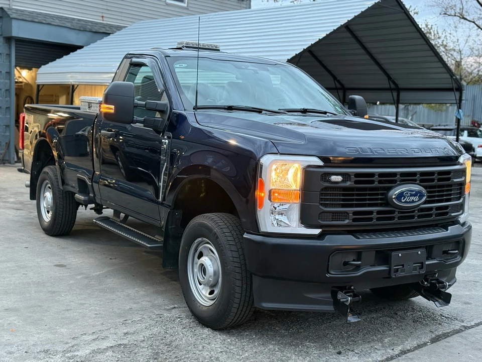 2023 Ford Super Duty 5th Gen - Image 3 of 19