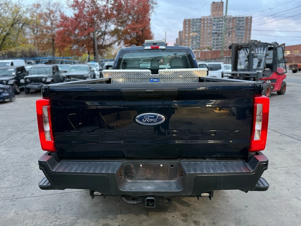 2023 Ford Super Duty 5th Gen - Image 5 of 17
