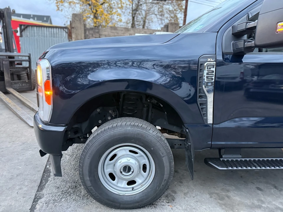 2023 Ford Super Duty 5th Gen - Image 10 of 19