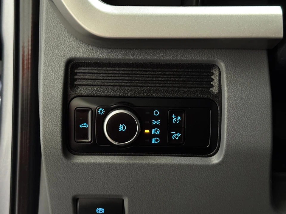 2023 Ford Super Duty 5th Gen - Image 30 of 31