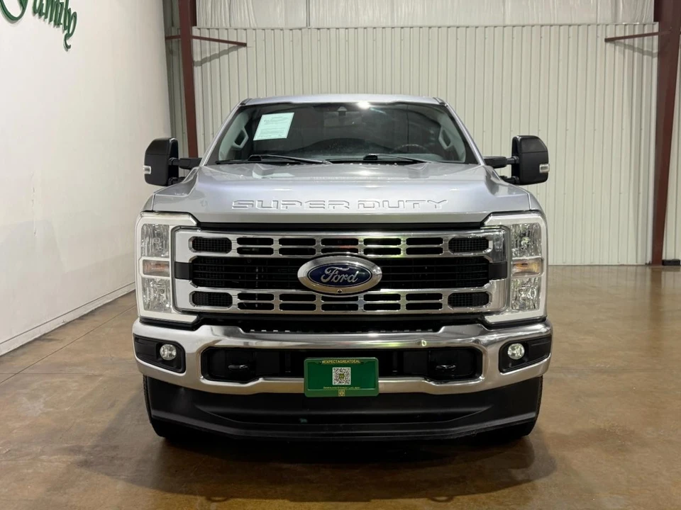 2023 Ford Super Duty 5th Gen - Image 2 of 31