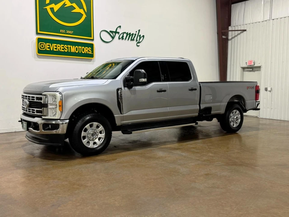 2023 Ford Super Duty 5th Gen - Image 3 of 31