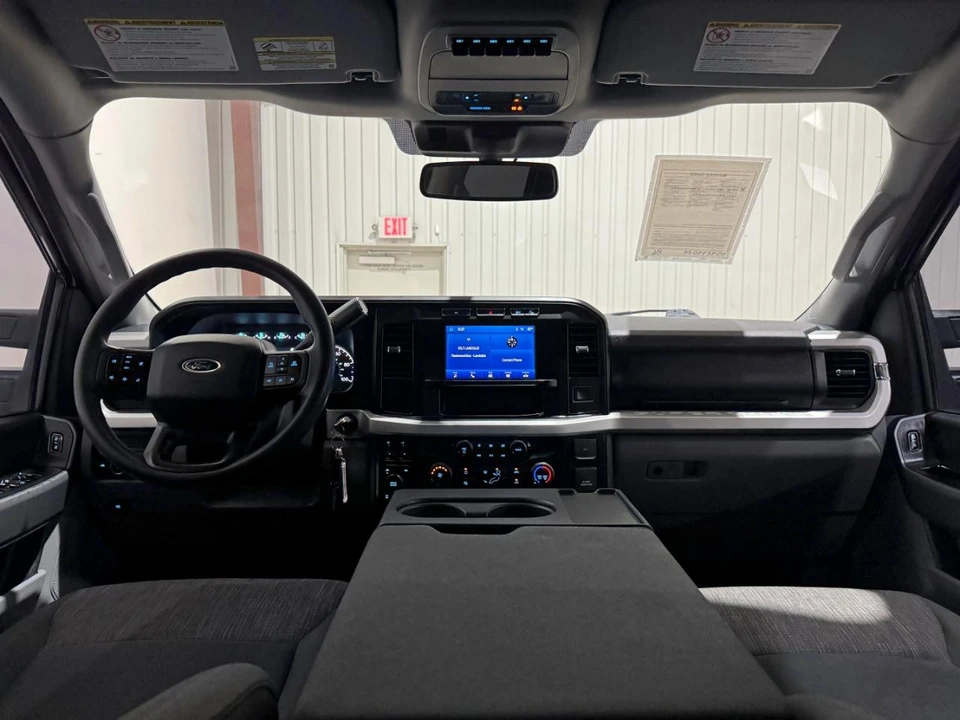 2023 Ford Super Duty 5th Gen - Image 20 of 31