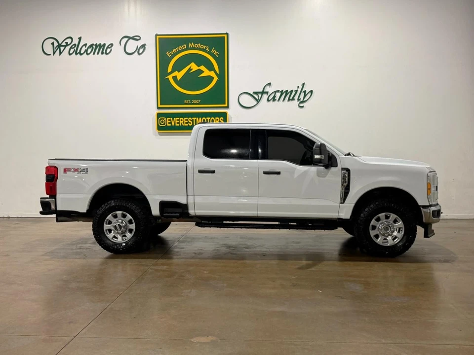 2023 Ford Super Duty 5th Gen - Image 2 of 31