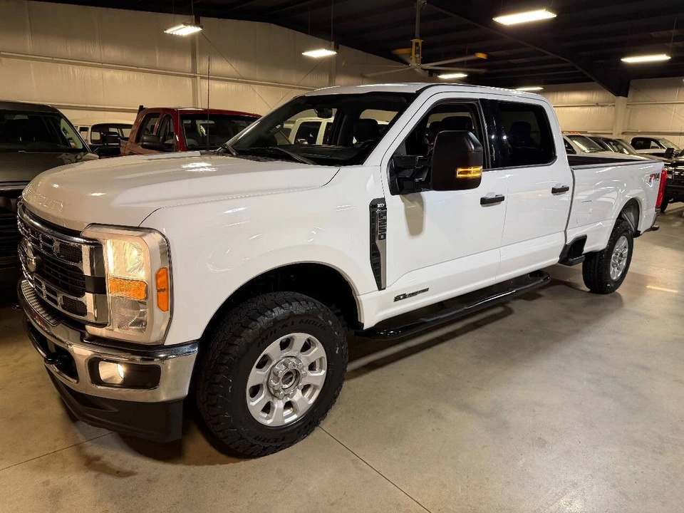 2023 Ford Super Duty 5th Gen - Image 5 of 12