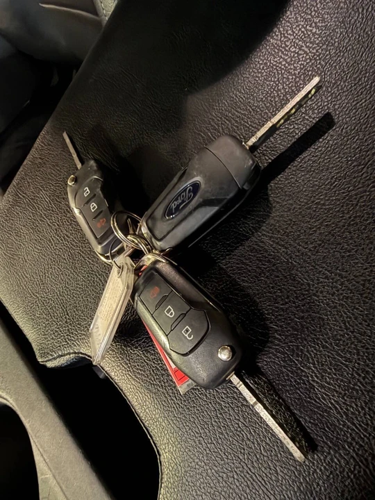 2023 Ford Super Duty 5th Gen - Image 3 of 12