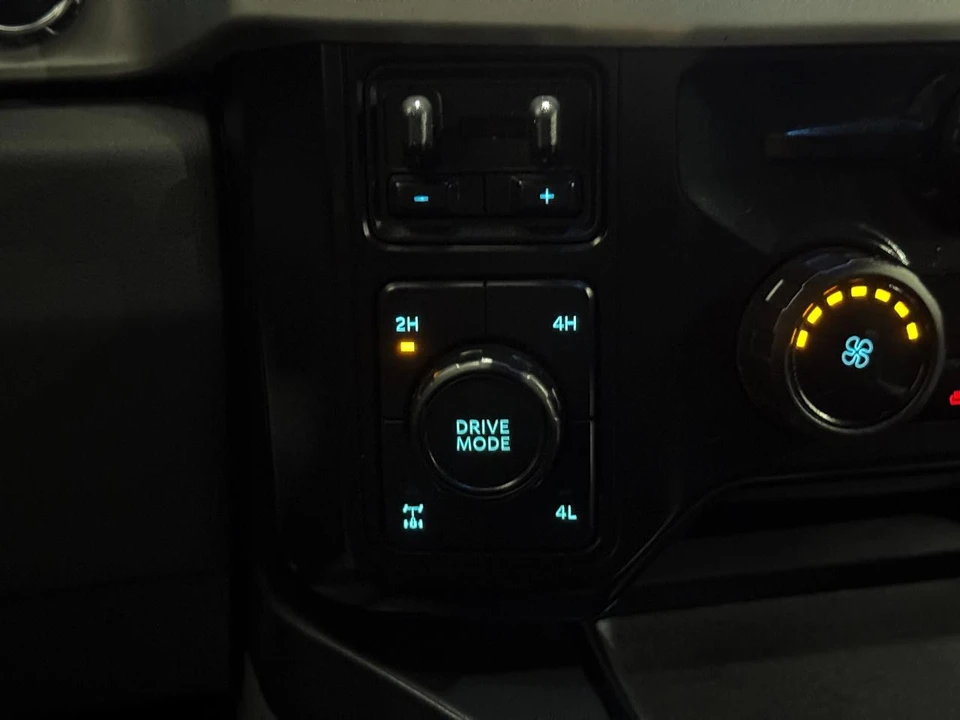2023 Ford Super Duty 5th Gen - Image 27 of 31