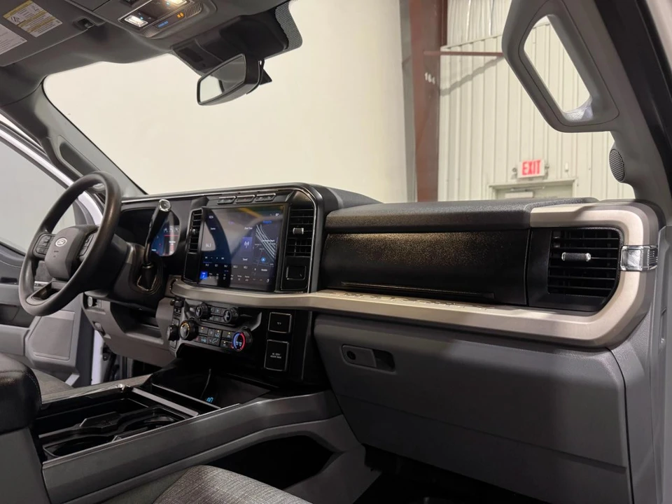 2023 Ford Super Duty 5th Gen - Image 13 of 31