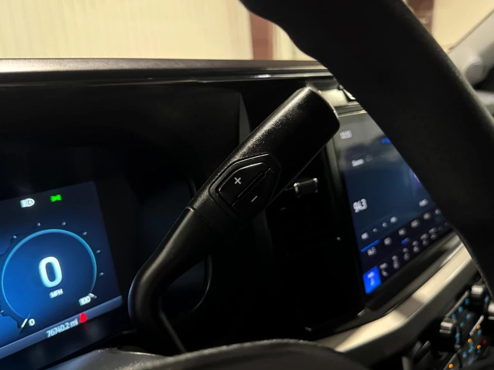 2023 Ford Super Duty 5th Gen - Image 26 of 31