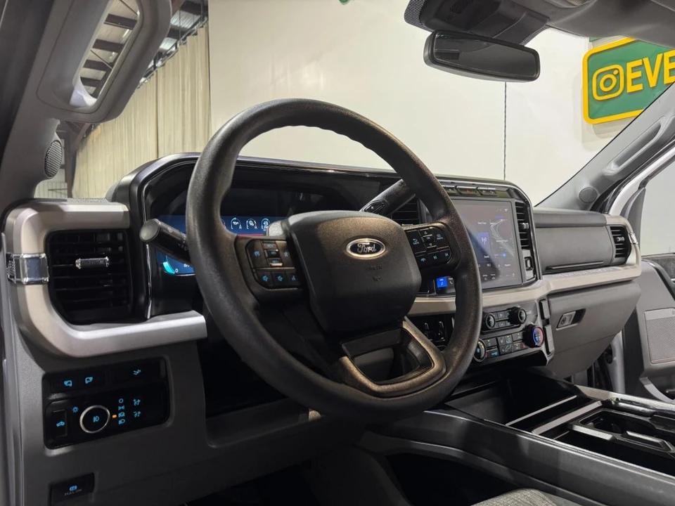 2023 Ford Super Duty 5th Gen - Image 12 of 31