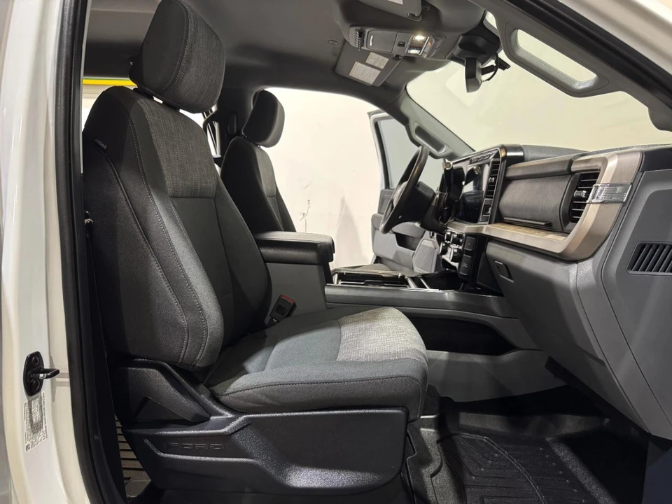2023 Ford Super Duty 5th Gen - Image 15 of 31