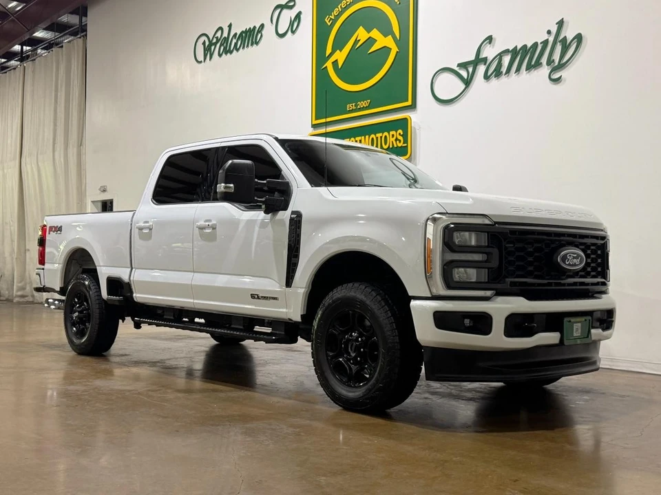 2023 Ford Super Duty 5th Gen - Image 2 of 31