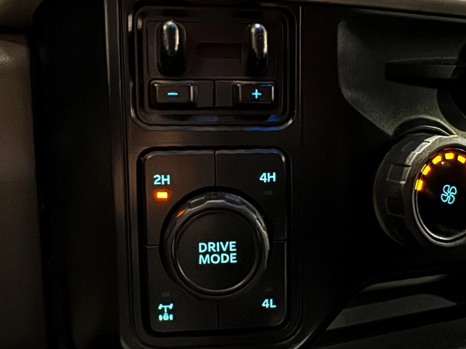 2023 Ford Super Duty 5th Gen - Image 14 of 20