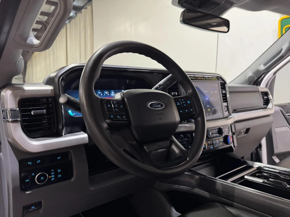 2023 Ford Super Duty 5th Gen - Image 12 of 31