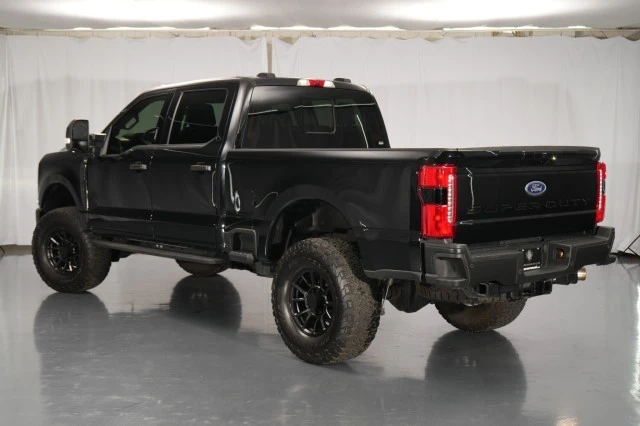 2023 Ford Super Duty 5th Gen - Image 27 of 31