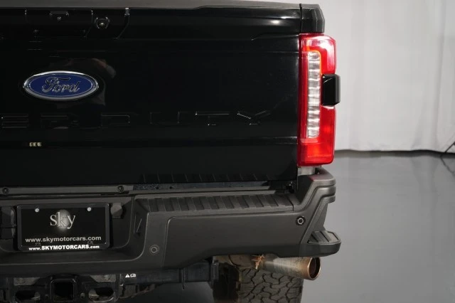2023 Ford Super Duty 5th Gen - Image 23 of 31