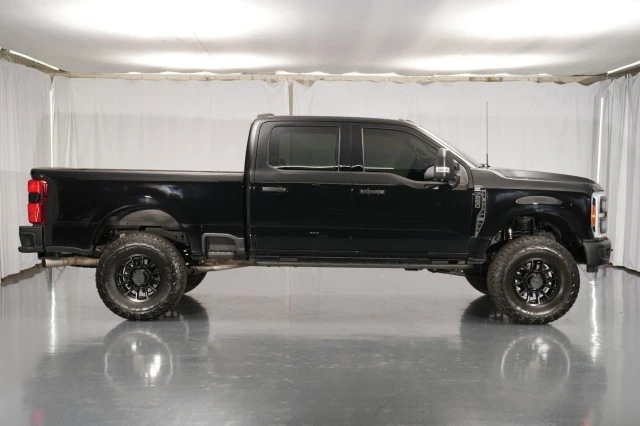 2023 Ford Super Duty 5th Gen - Image 16 of 31