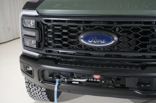 2023 Ford Super Duty 5th Gen - Image 16 of 21