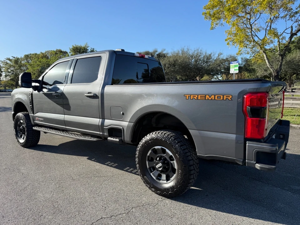 2023 Ford Super Duty 5th Gen - Image 10 of 21