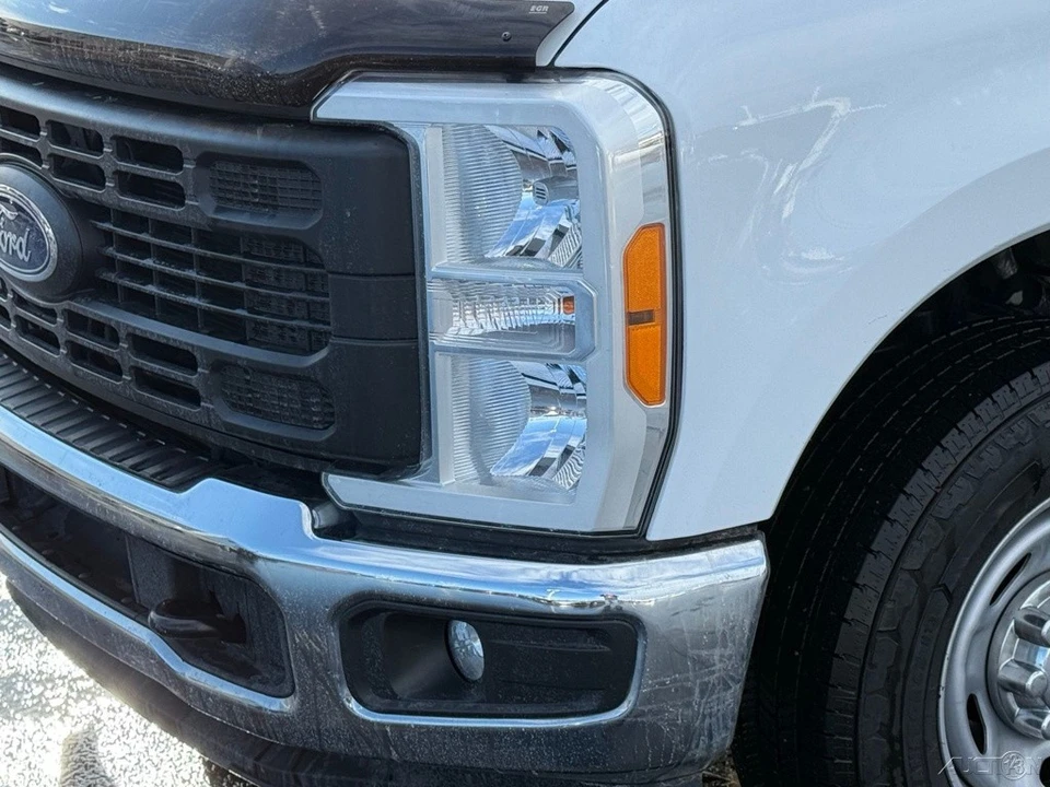 2023 Ford Super Duty 5th Gen - Image 9 of 12