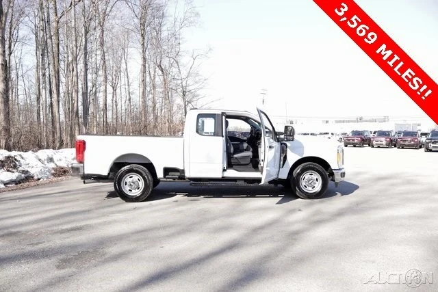 2023 Ford Super Duty 5th Gen - Image 16 of 21
