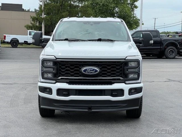 2023 Ford Super Duty 5th Gen - Image 8 of 12