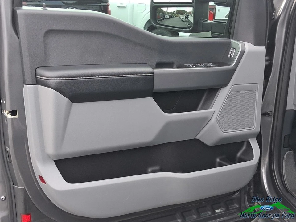 2023 Ford Super Duty 5th Gen - Image 10 of 21