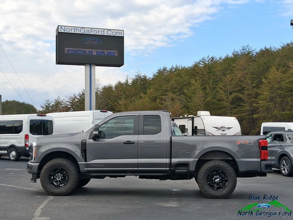 2023 Ford Super Duty 5th Gen - Image 13 of 21