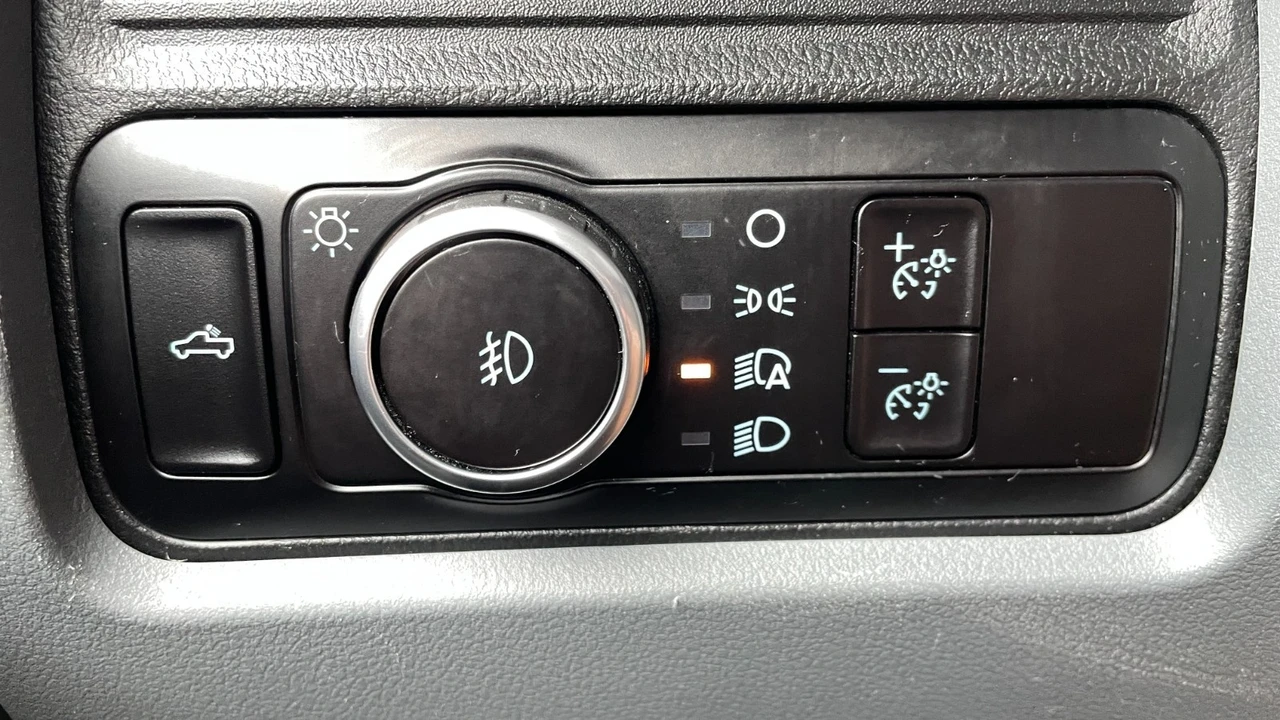 2023 Ford Super Duty 5th Gen - Image 15 of 21