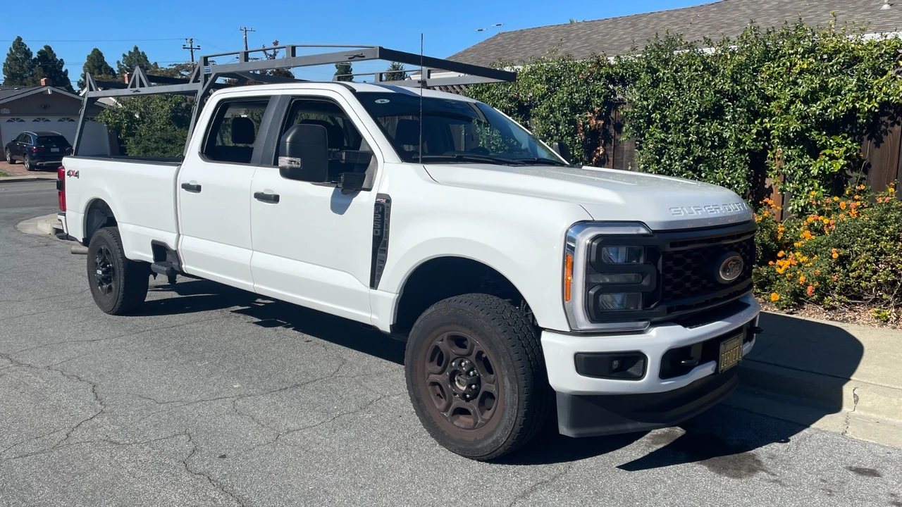 2023 Ford Super Duty 5th Gen - Image 2 of 21