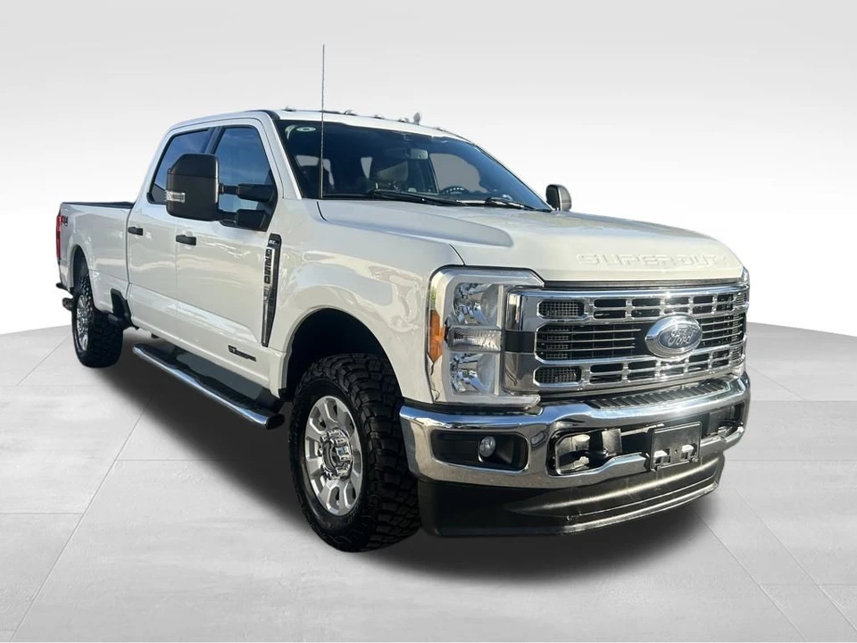 2023 Ford Super Duty 5th Gen - Image 2 of 12