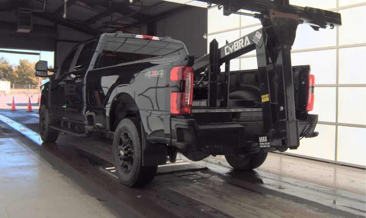 2023 Ford Super Duty 5th Gen - Image 2 of 21