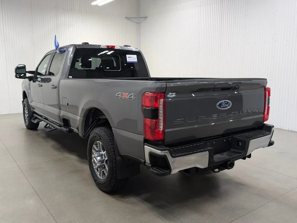 2023 Ford Super Duty 5th Gen - Image 8 of 10