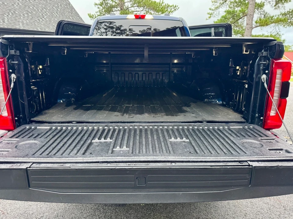 2023 Ford Super Duty 5th Gen - Image 15 of 21