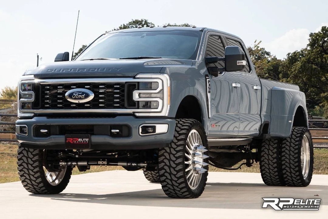 2023 Ford Super Duty 5th Gen - Image 4 of 21