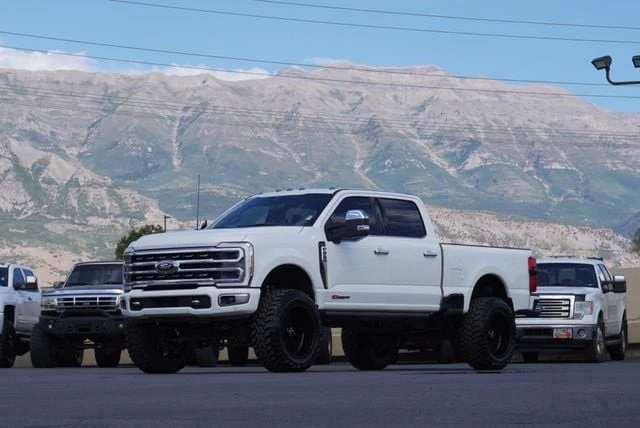 2023 Ford Super Duty 5th Gen - Image 2 of 21