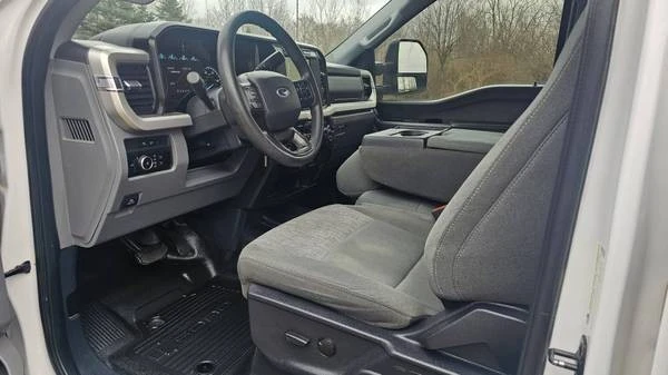 2023 Ford Super Duty 5th Gen - Image 16 of 17