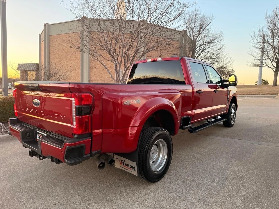 2023 Ford Super Duty 5th Gen - Image 8 of 17