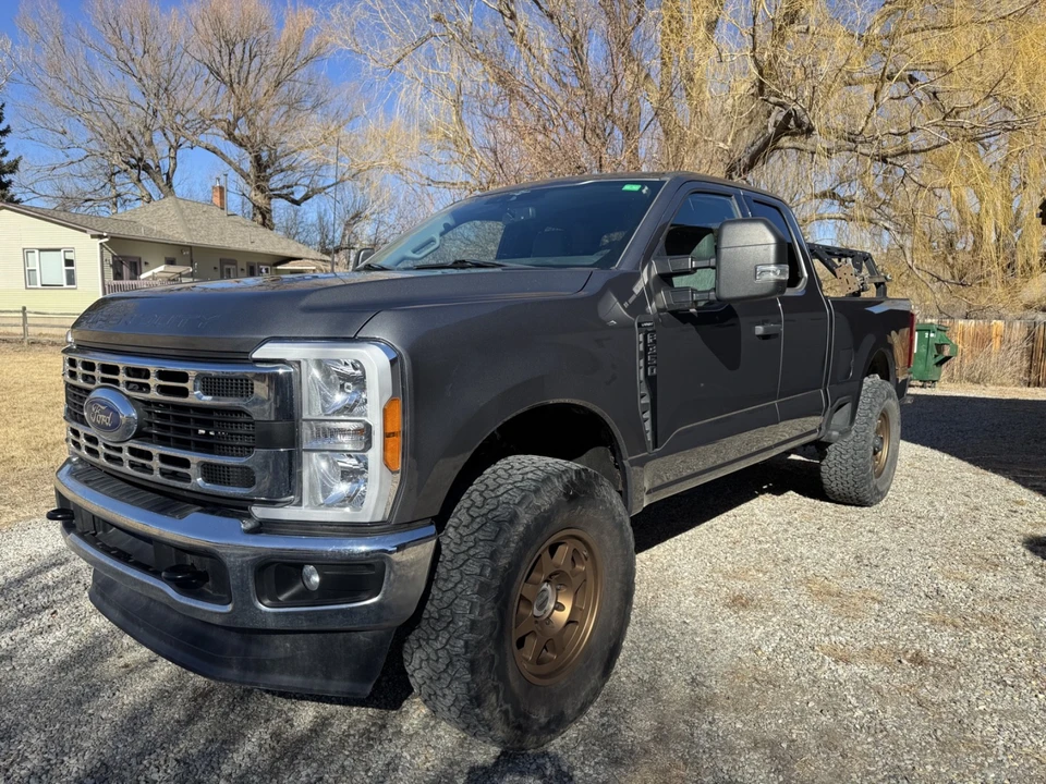 2023 Ford Super Duty 5th Gen - Image 9 of 12