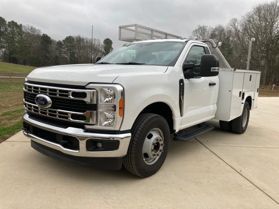 2023 Ford Super Duty 5th Gen - Image 2 of 21