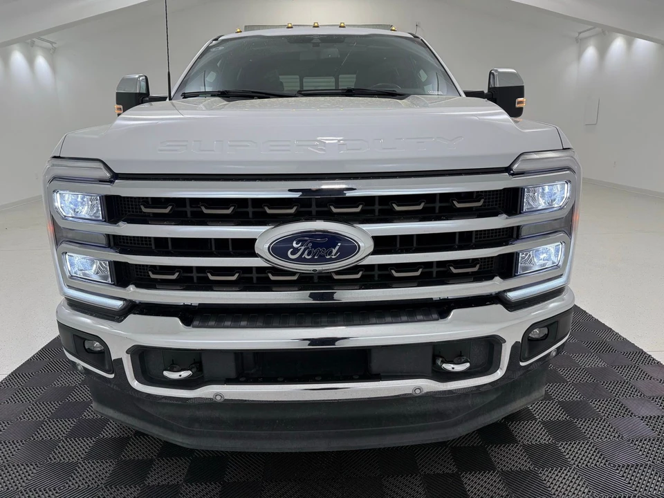 2023 Ford Super Duty 5th Gen - Image 2 of 21