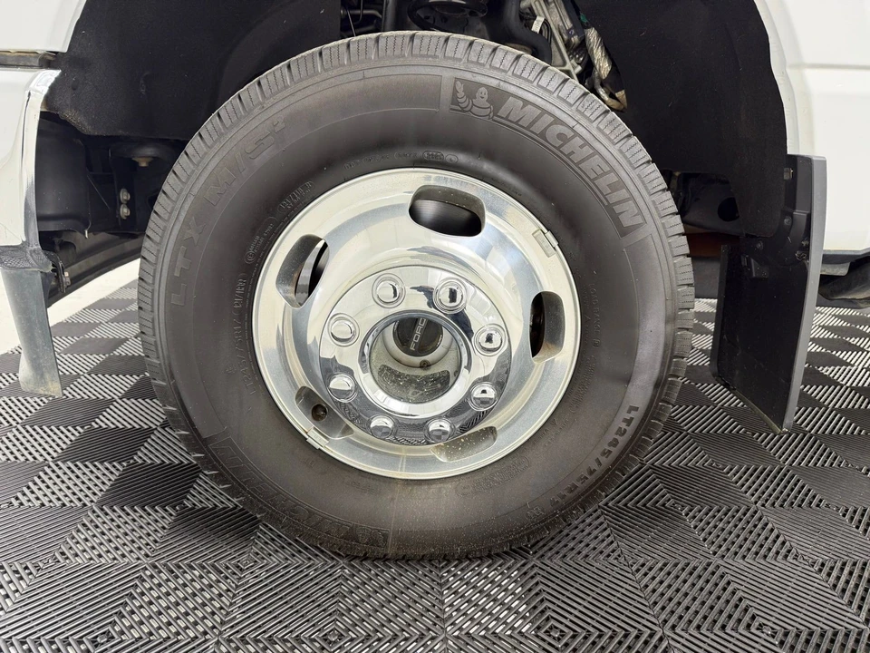 2023 Ford Super Duty 5th Gen - Image 12 of 21