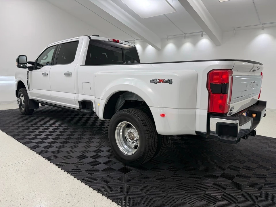 2023 Ford Super Duty 5th Gen - Image 5 of 21