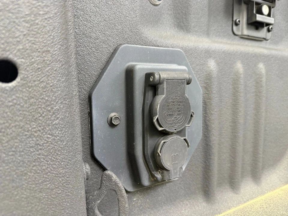2023 Ford Super Duty 5th Gen - Image 9 of 21