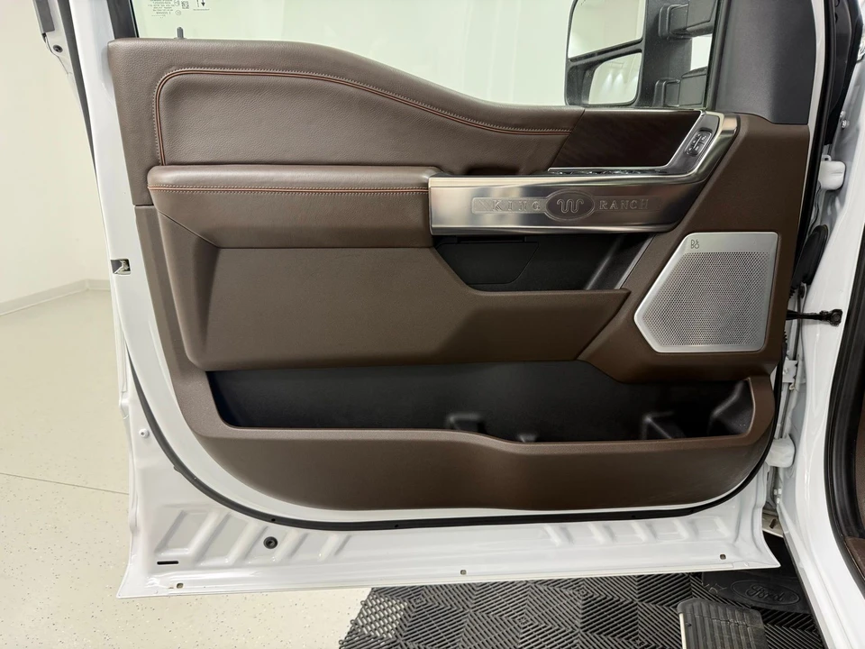 2023 Ford Super Duty 5th Gen - Image 14 of 21