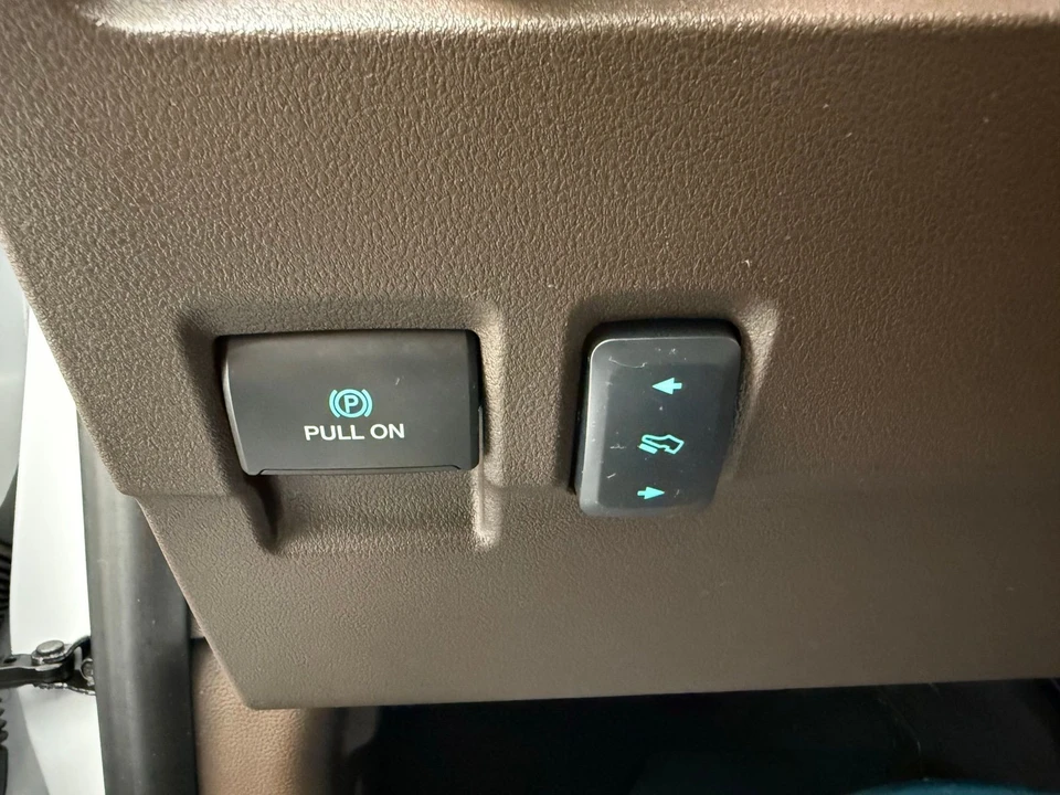 2023 Ford Super Duty 5th Gen - Image 17 of 21