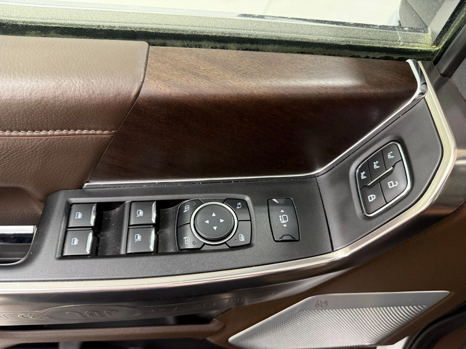 2023 Ford Super Duty 5th Gen - Image 15 of 21
